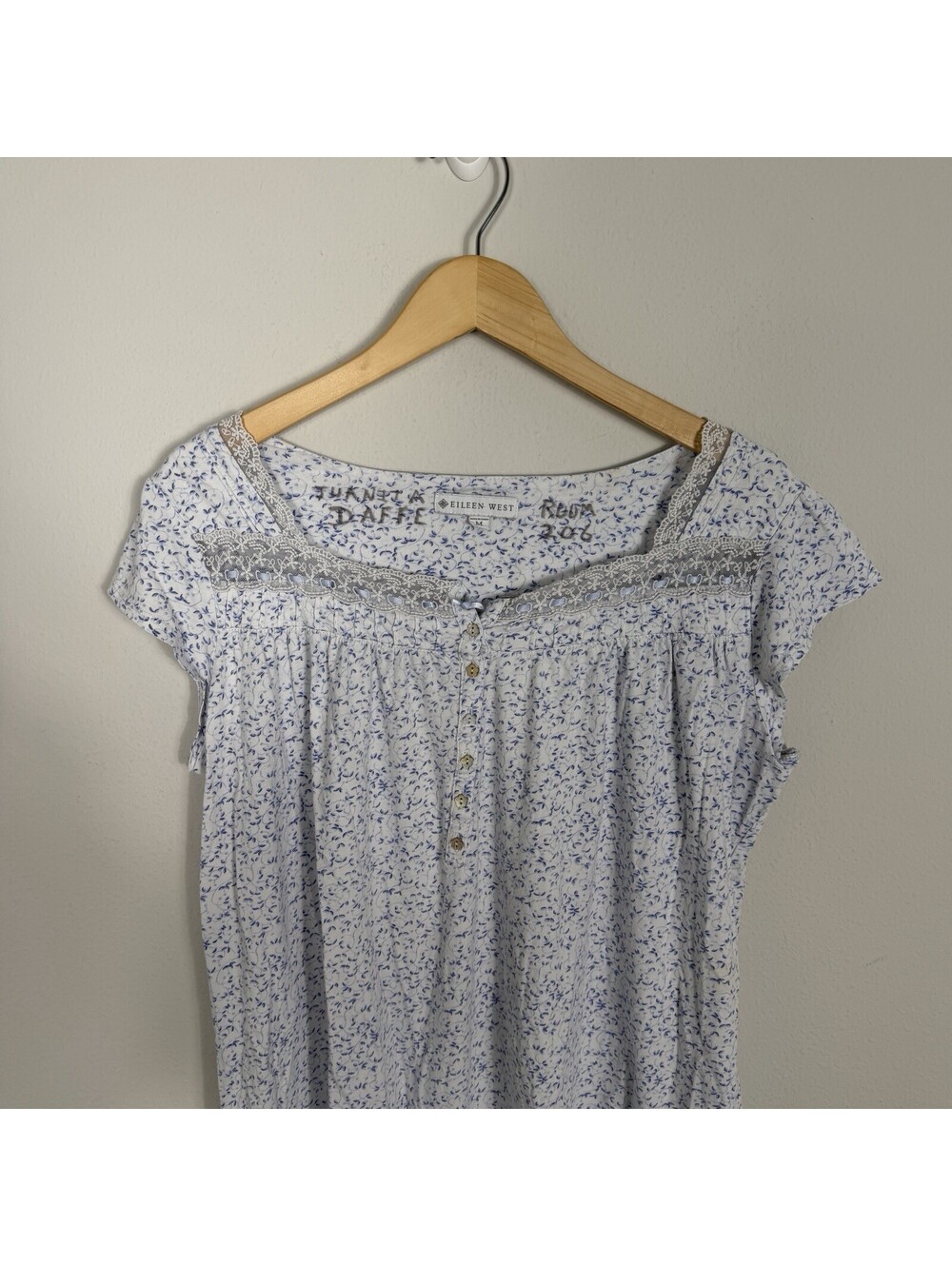Eileen West Nightgown White/blue Floral 100% Cotton Knit Short Sleeve Size M - Picture 2 of 7